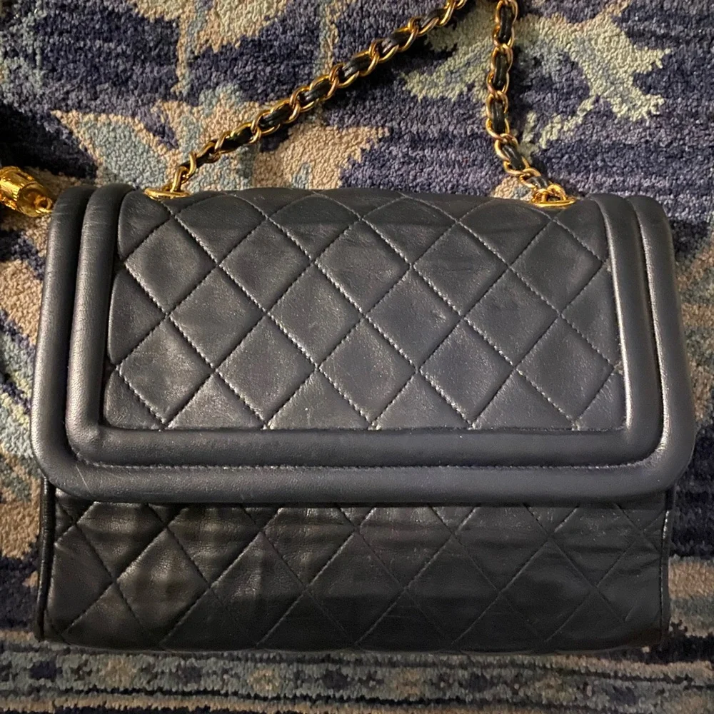 Authentic CHANEL Vintage Navy Lambskin Leather Matelassé Fringe Handbag - AS IS - Picture 2 of 11